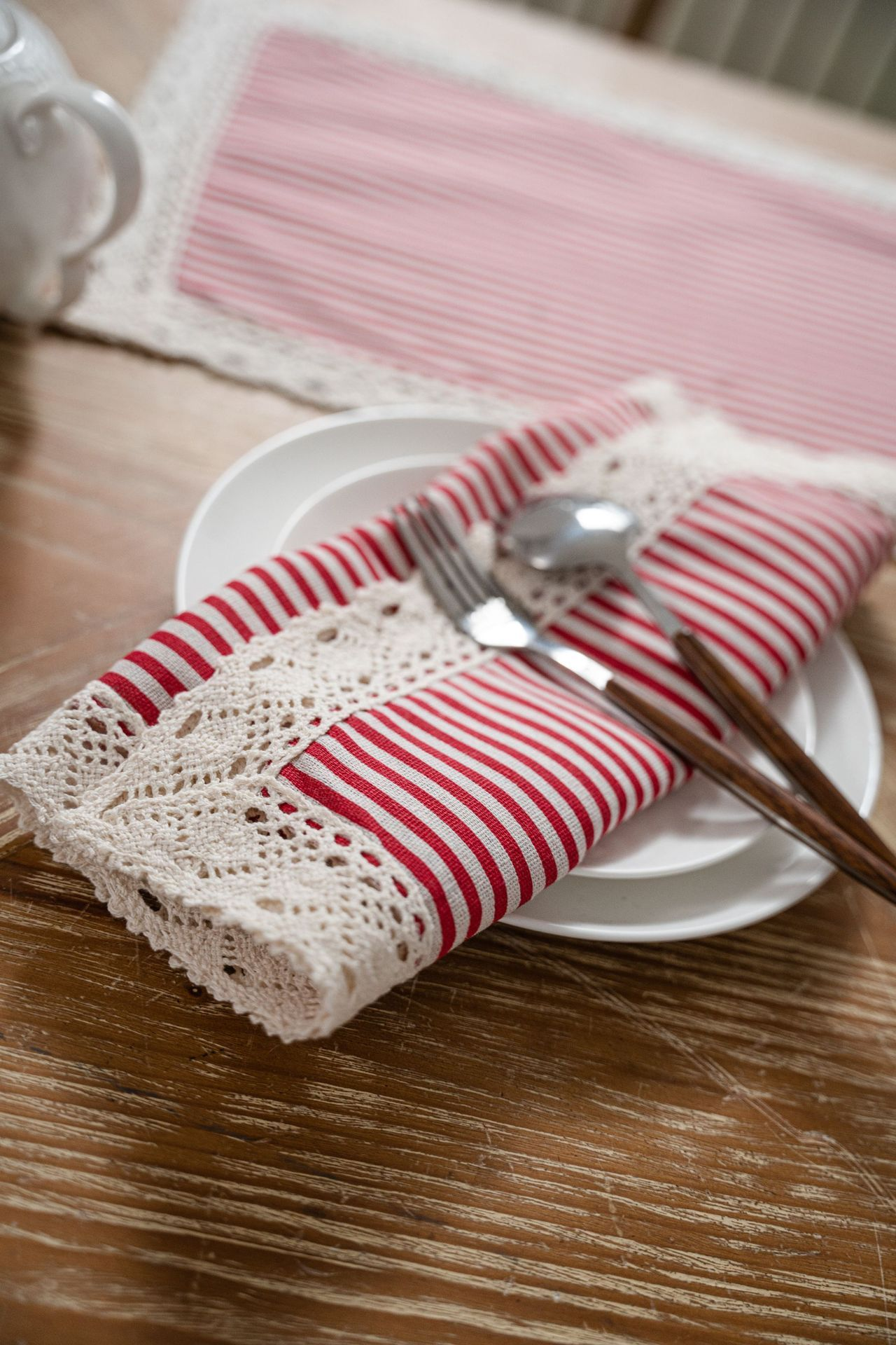 1/2/6 PC Red Striped Table Run - Christmas Table Runner 评论和价格